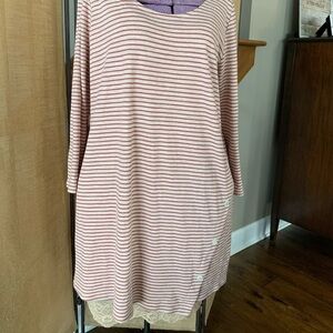 Pure Jill lounge ware. Asymmetrical button. Size medium.